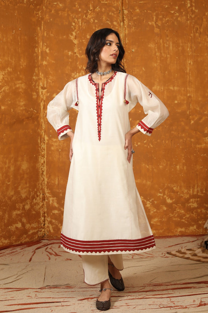 Ivory Triangle Appliuqe Work Kurta Set