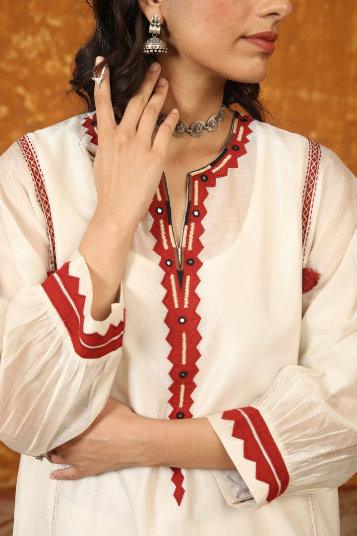 Ivory Triangle Appliuqe Work Kurta With Pants & Dupatta