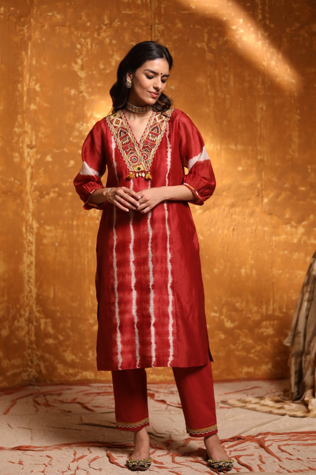 Maroon V-Neck Tie Dye Kurta Set
