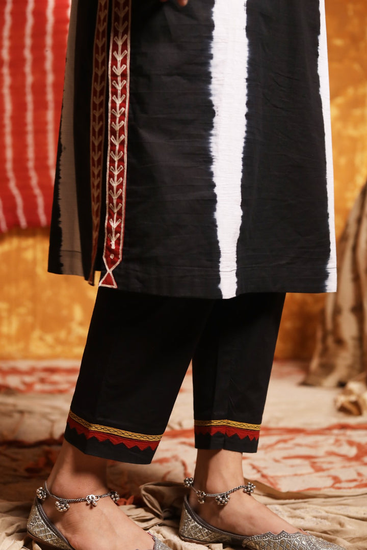 Black Cotton Pant With Applique Work