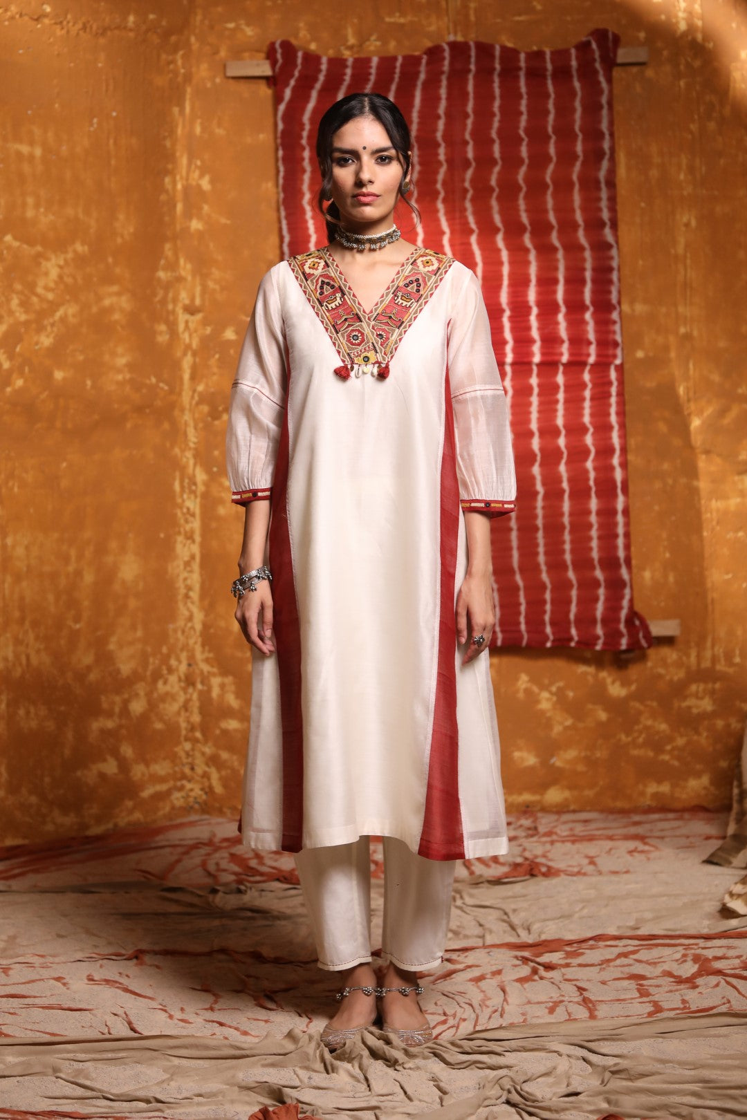 Color Block Tribal Embroidery Kurta Set