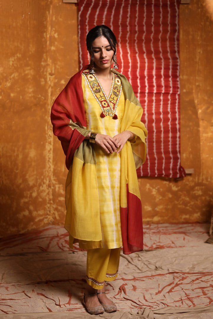 Mustard V-Neck Tie Dye Kurta With Pant & Dupatta