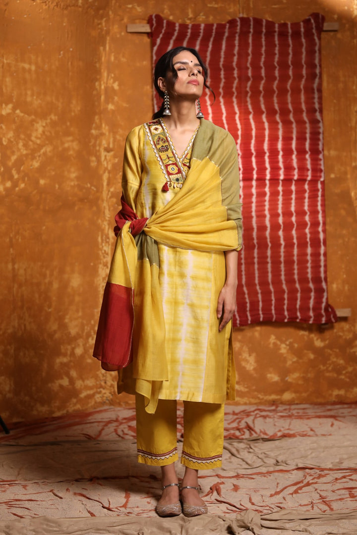 Mustard V-Neck Tie Dye Kurta With Pant & Dupatta