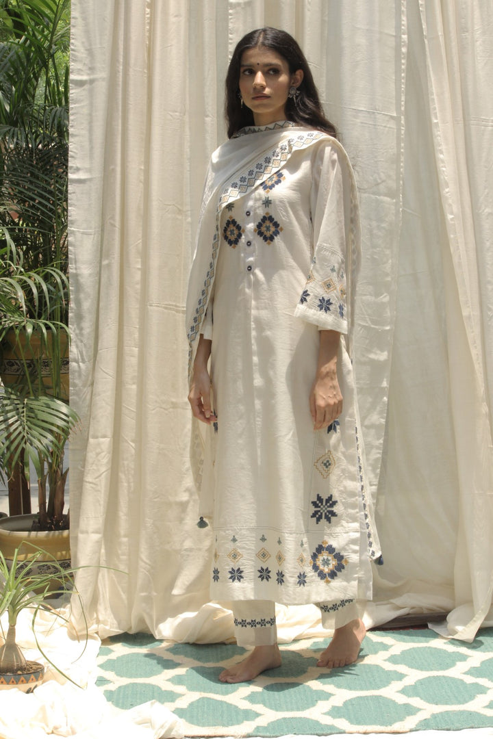 CREAM CHANDERI AZTEC EMBROIDERED KALI KURTA
