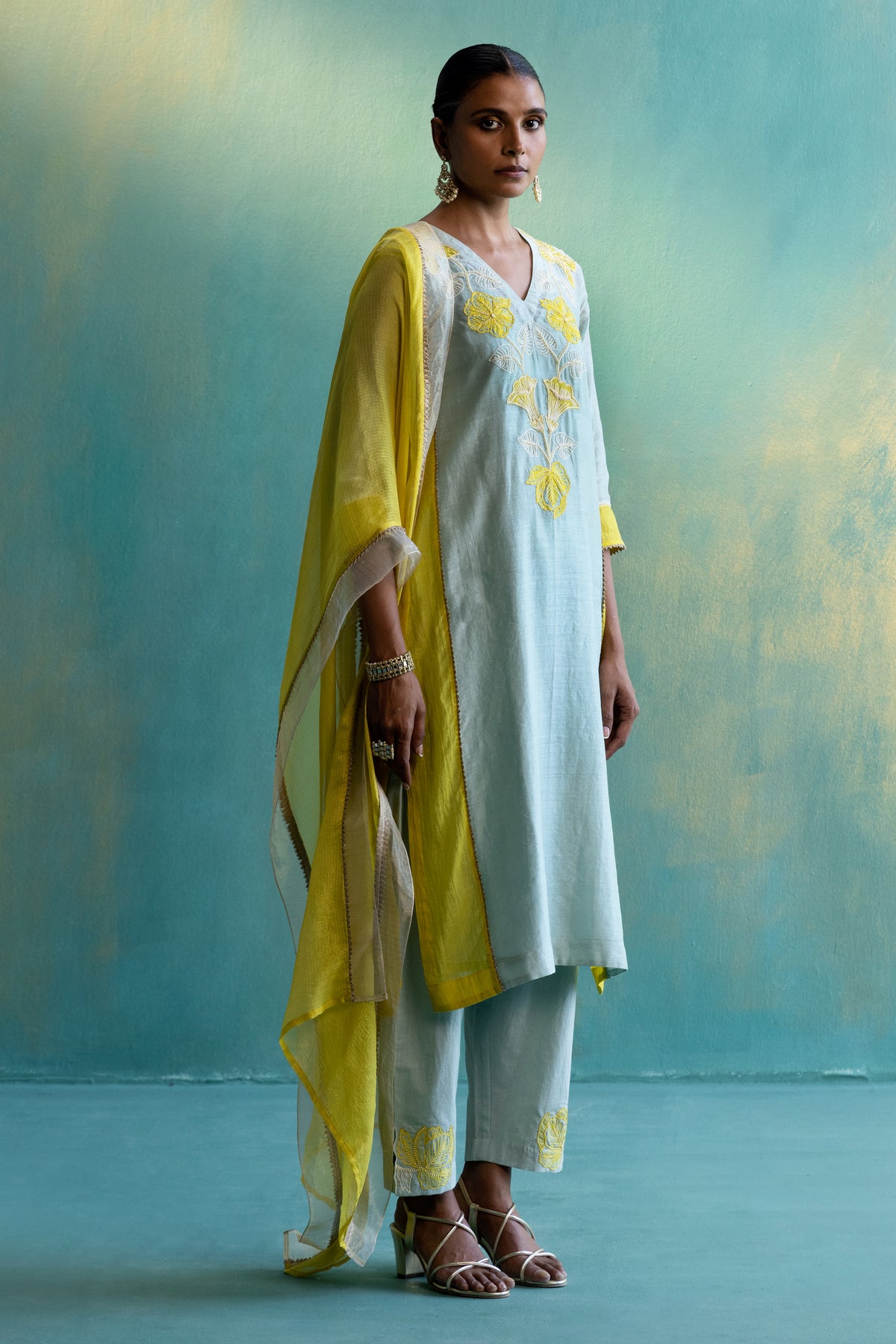 DIL-KASH SAGE GREEN AND YELLOW COLOUR BLOCK CHANDERI V-NECK FLORAL EMBROIDERY KURTA