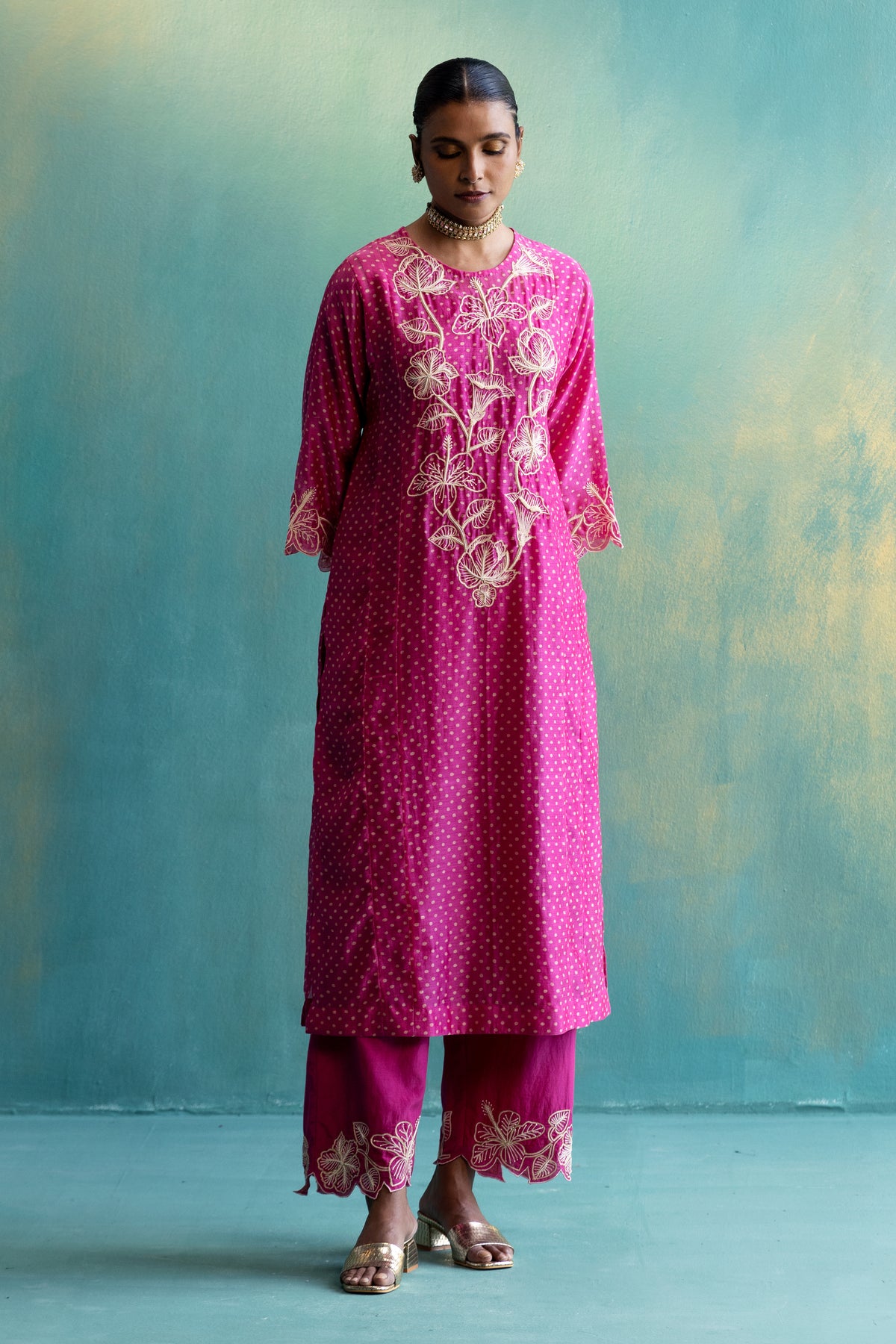 DIL-KASH PINK POLKA CHANDERI KURTA WITH LONG YOKE FLORAL EMBROIDERY SET OF 3