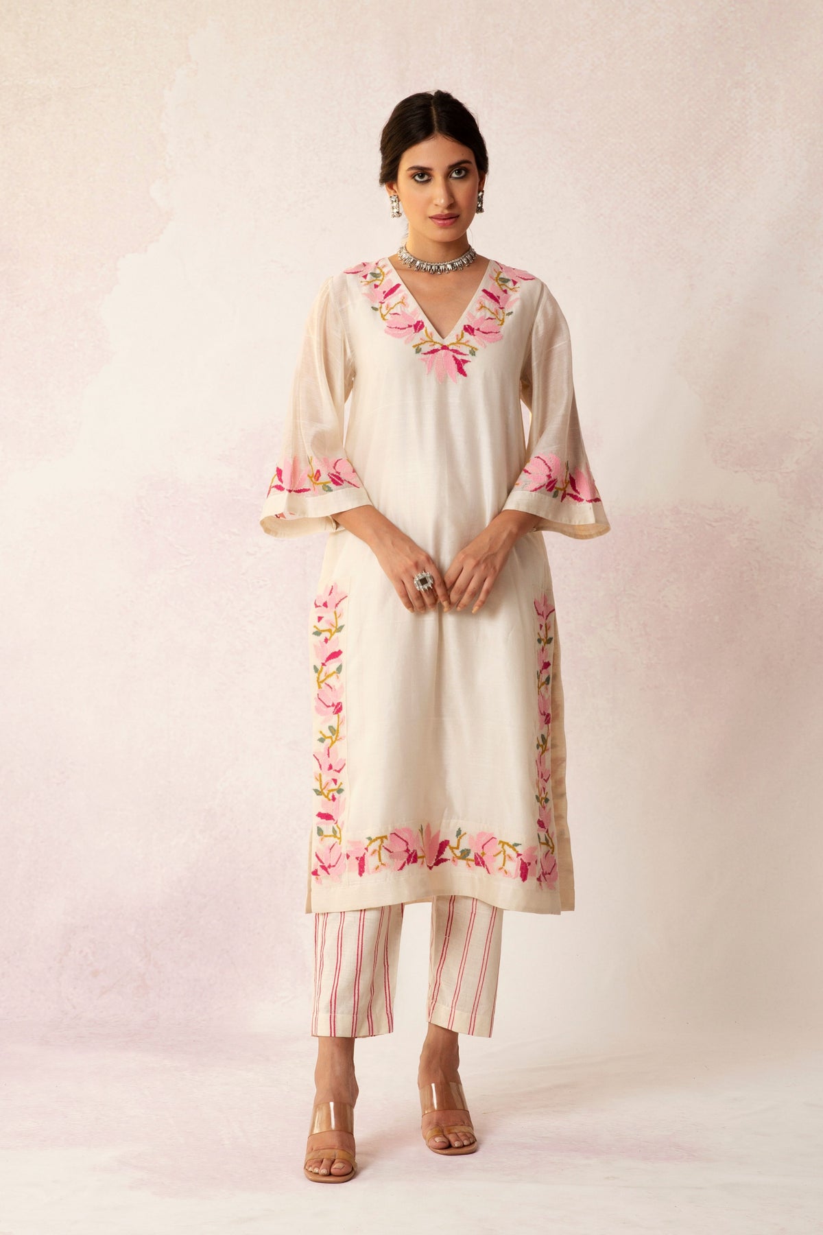 BAHAAR IVORY FLORAL CHANDERI V-NECK KURTA SET