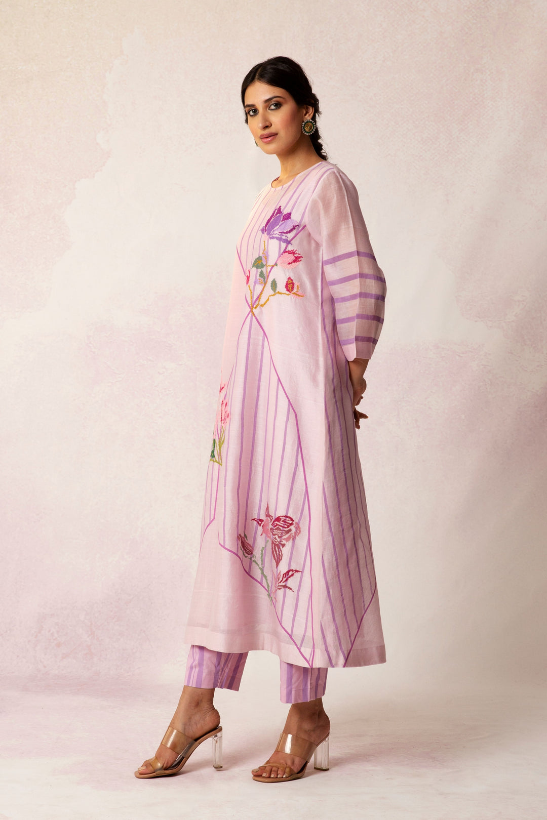BAHAAR LILAC GRID FLORAL EMBROIDERY KURTA
