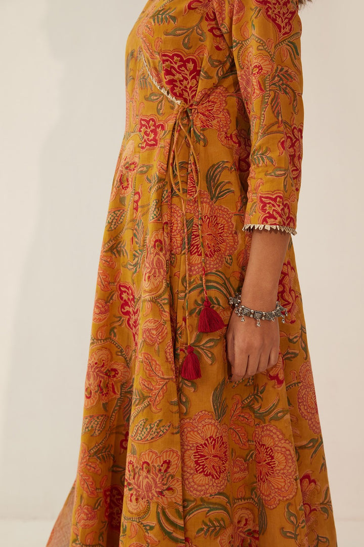 BURNT ORANGE FLORAL ANGRAKHA WITH PANTS AND CHINTZ FLORAL DUPATTA