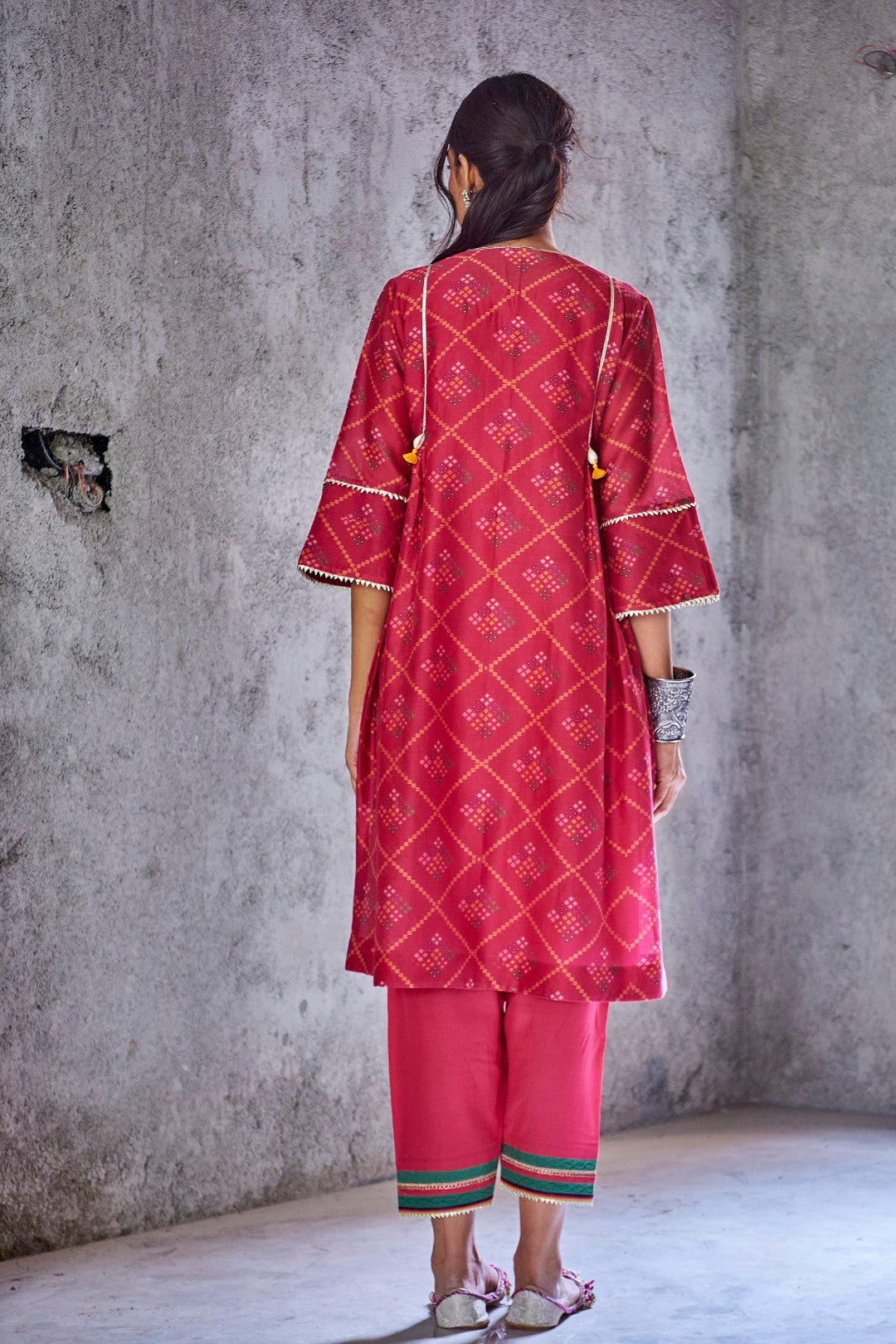 FUCHSIA PINK CHANDERI BANDHANI PRINT PUSHP KURTA WITH SALWAR