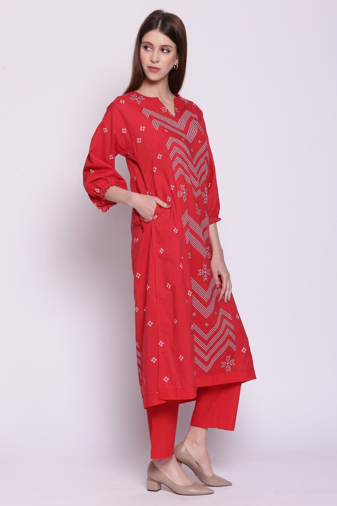 RED COTTON CHEVRON BANDHANI PRINT STRAIGHT KALI KURTA WITH PANTS