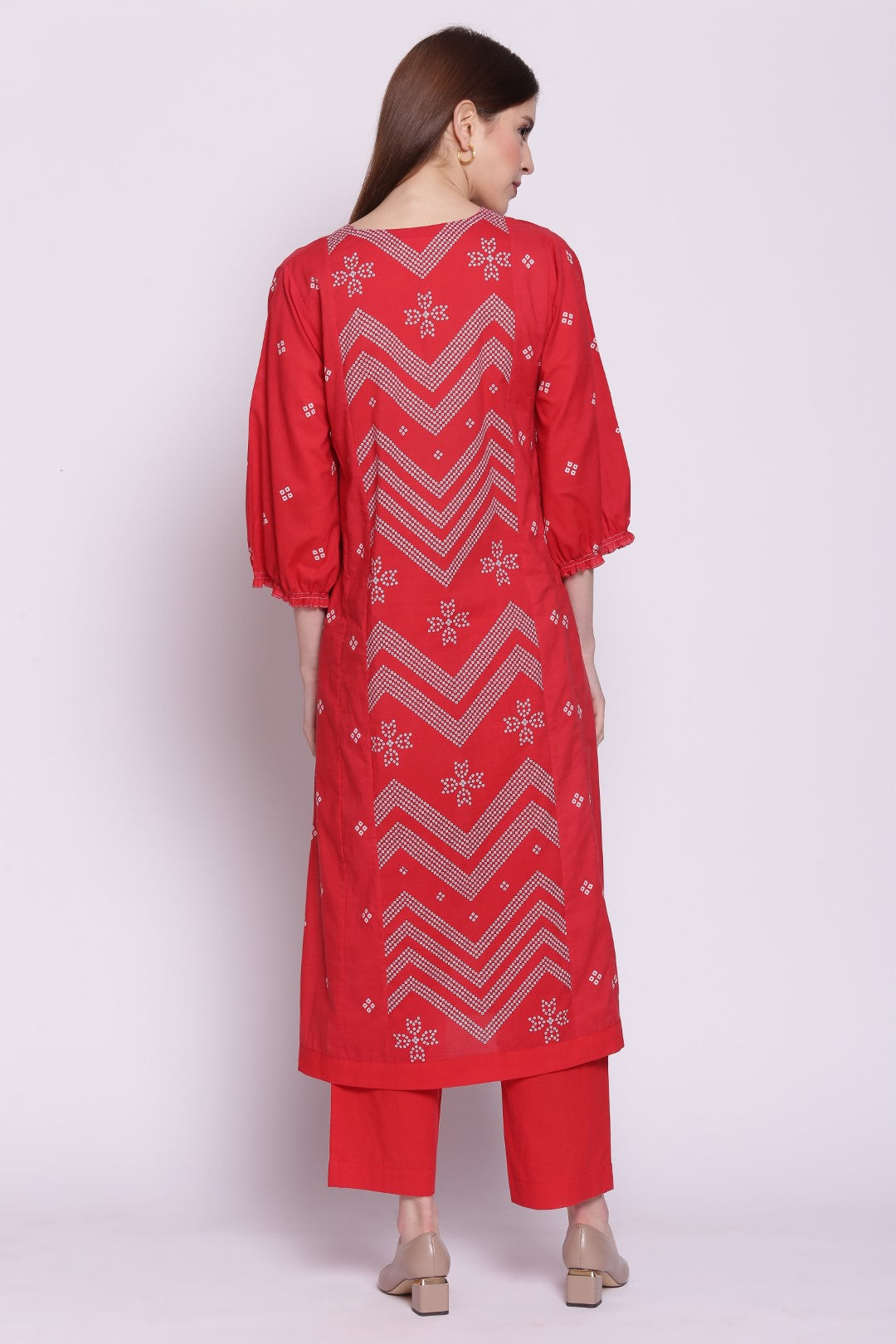 RED COTTON CHEVRON BANDHANI PRINT STRAIGHT KALI KURTA WITH PANTS