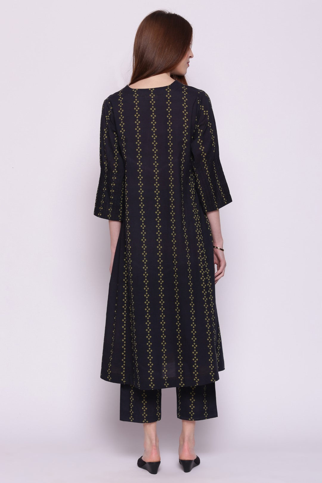 VERTICAL STRIPES BLACK AND OLIVE COTTON BANDHANI PRINT KALI KURTA