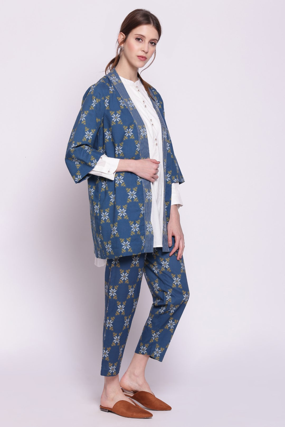 BLUE SNOWFLAKE PRINTED COTTON NORAGI JACKET WITH WHITE SHORT KURTA AND PRINTED PANTS