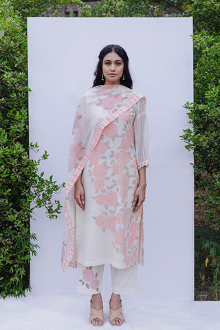 IVORY CHANDERI BLOCK PRINTED PINK ROSE WITH STRIPES DETAILING STOLE