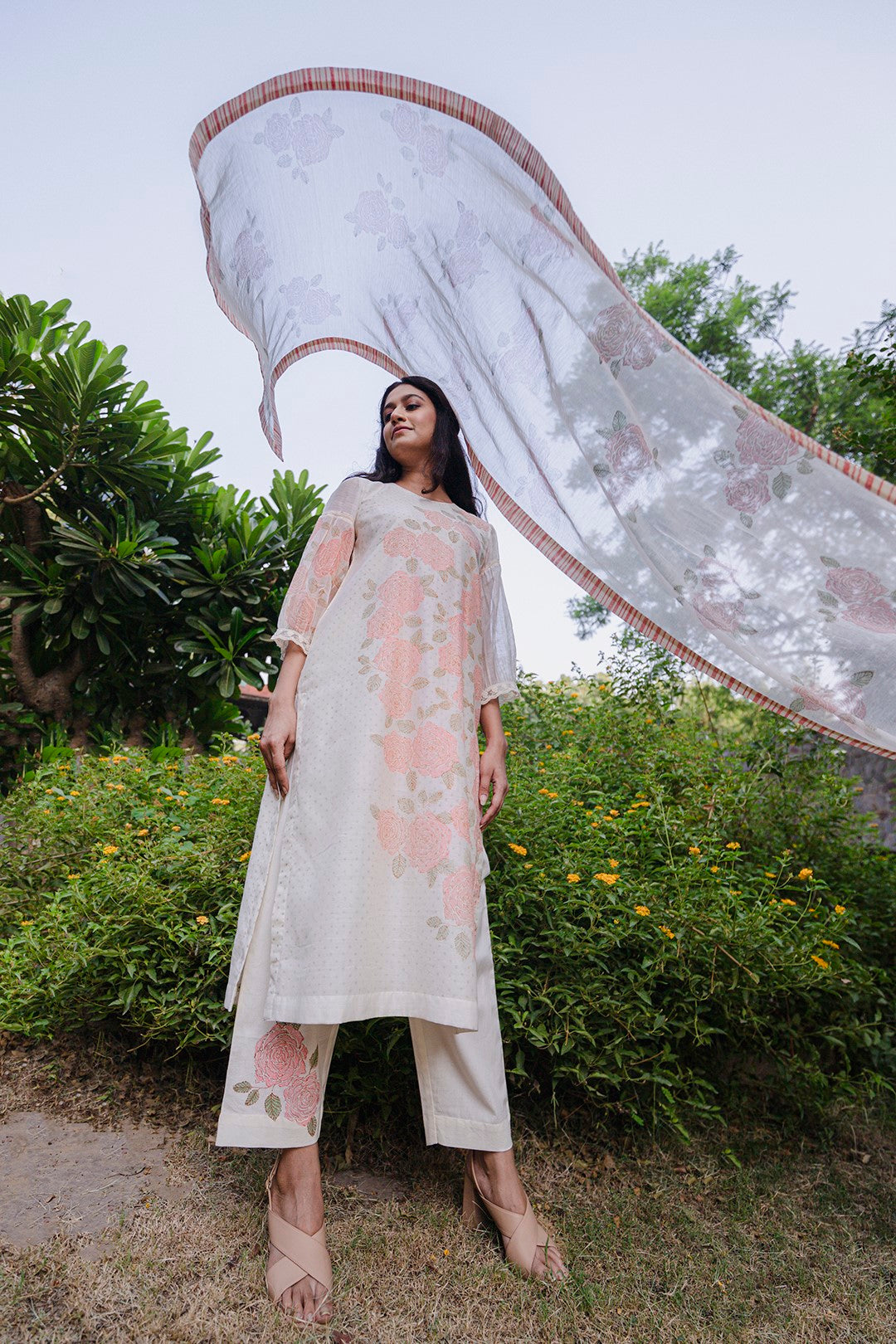IVORY CHANDERI BLOCK PRINTED FLORAL PINK ROSE ARC KURTA