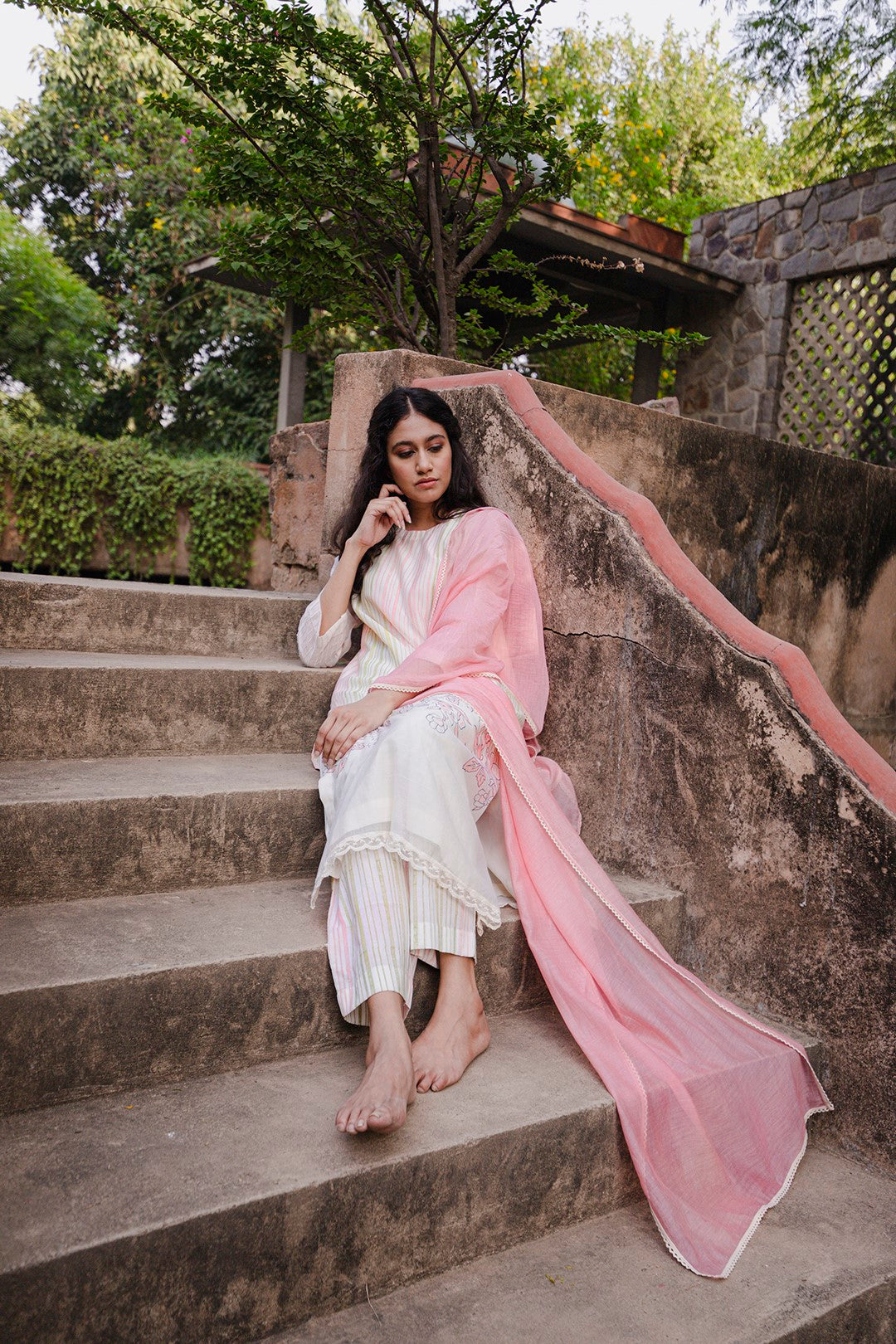 OLD ROSE CHANDERI LACE STOLE