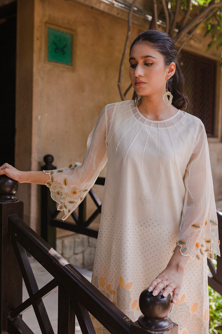 Bela-IVORY CHANDERI BLOCK PRINTED AND EMBROIDERED KURTA SET