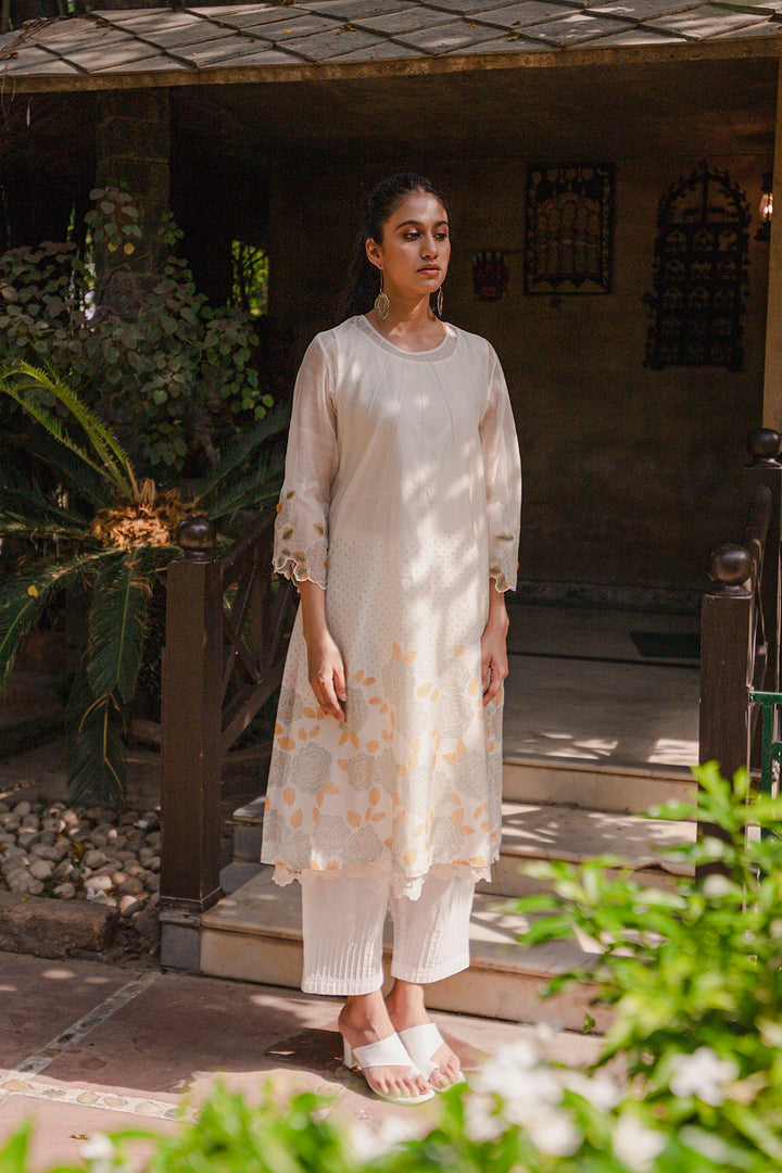 Bela-IVORY CHANDERI BLOCK PRINTED AND EMBROIDERED KURTA SET