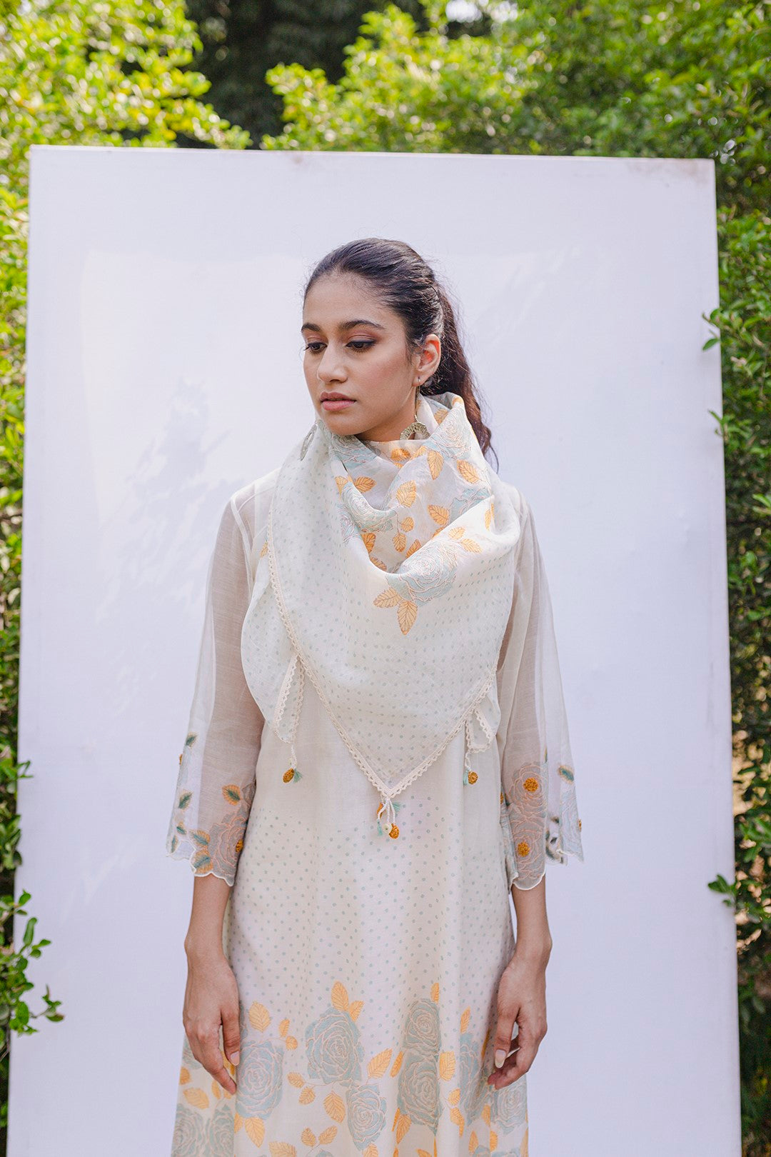 IVORY CHANDERI BLOCK PRINTED AND EMBROIDERED FLORAL CUTWORK SLEEVE KURTA WITH COTTON PANTS AND PRINTED SCARF