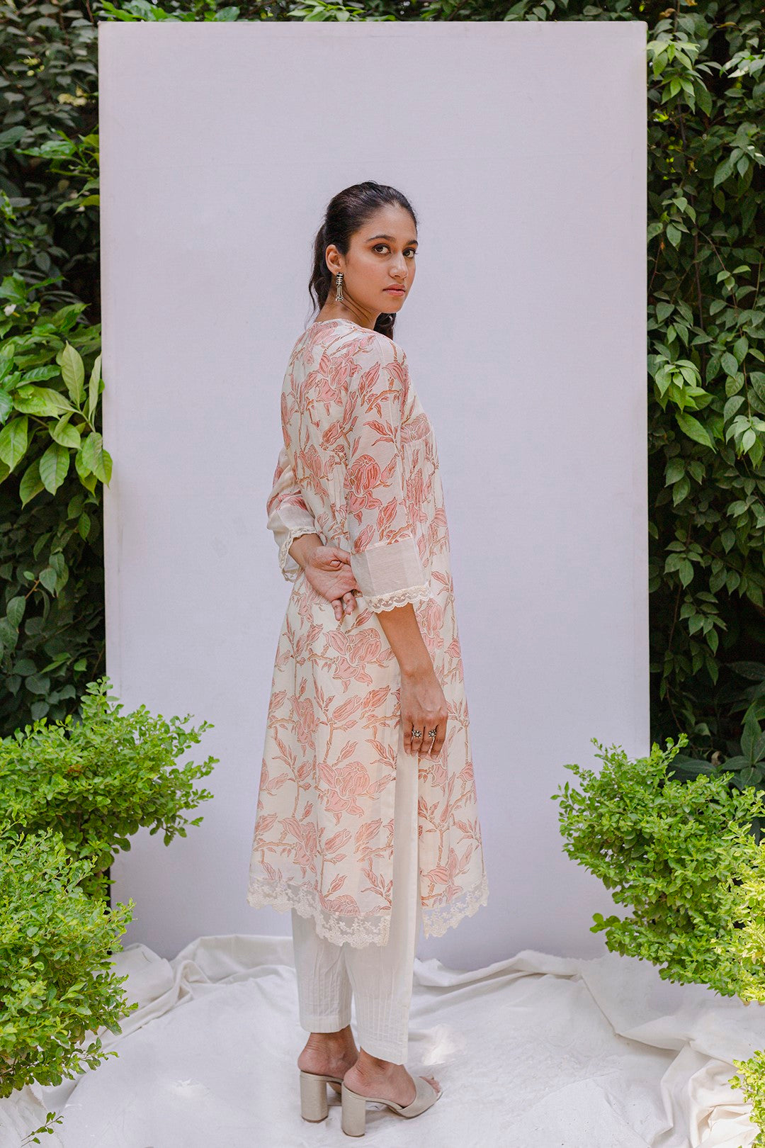 IVORY CHANDERI BLOCK PRINTED FLORAL PINK MAGNOLIA KURTA