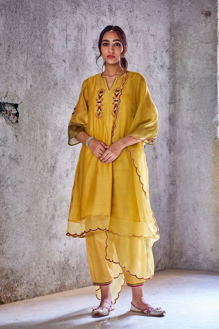 YELLOW MUSTARD HANDWOVEN CHANDERI EMBROIDERED JODHA KURTA