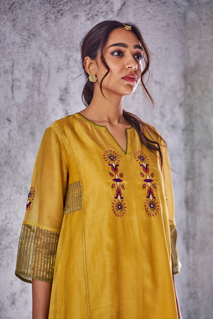 YELLOW MUSTARD HANDWOVEN CHANDERI EMBROIDERED JODHA KURTA
