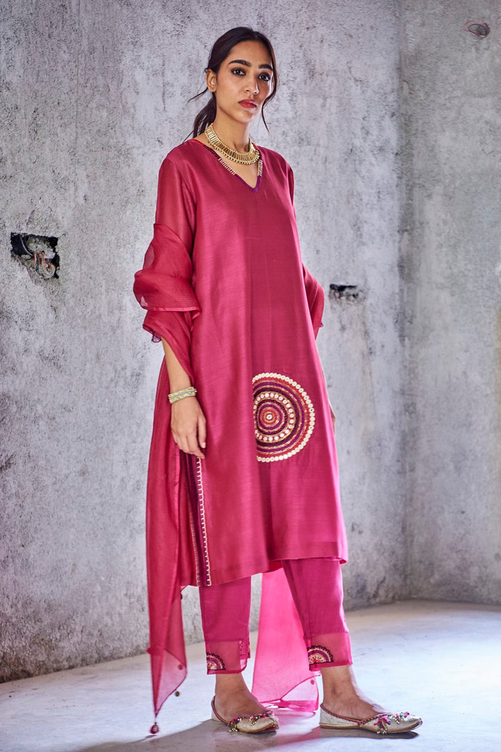 POORNIMA-FALSA HANDWOVEN CHANDERI EMBROIDERED KURTA SET
