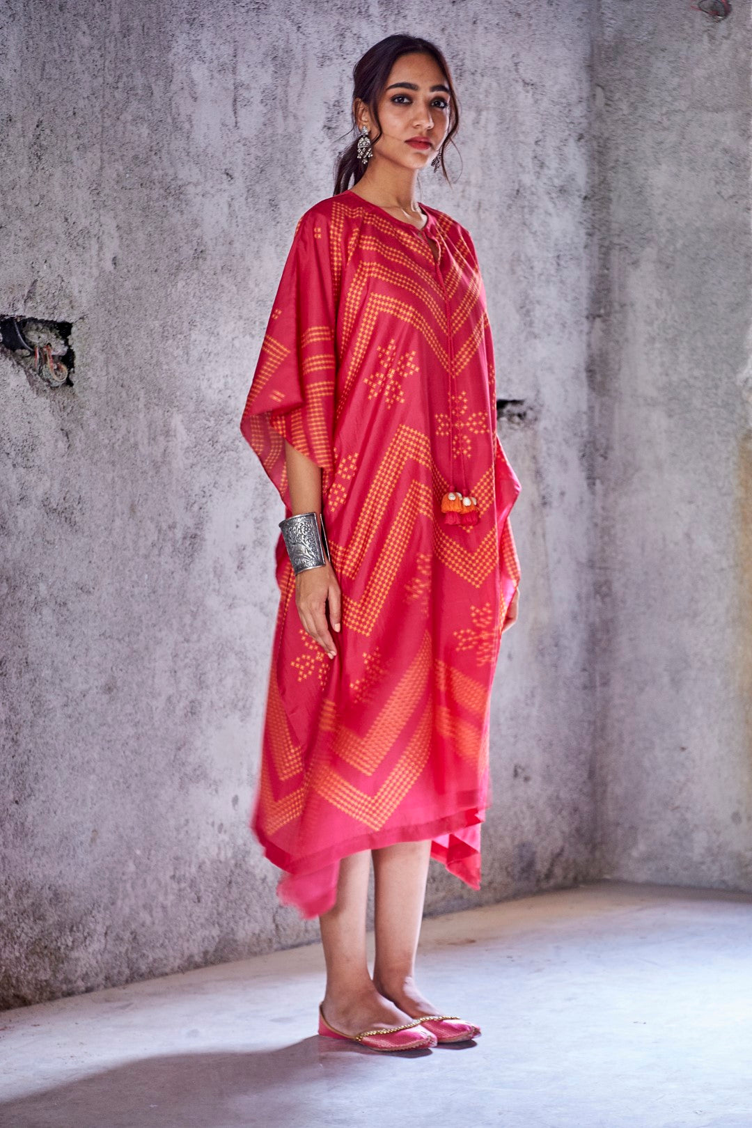 FUCHSIA PINK SILK CHEVRON BANDHANI PRINT KAFTAN