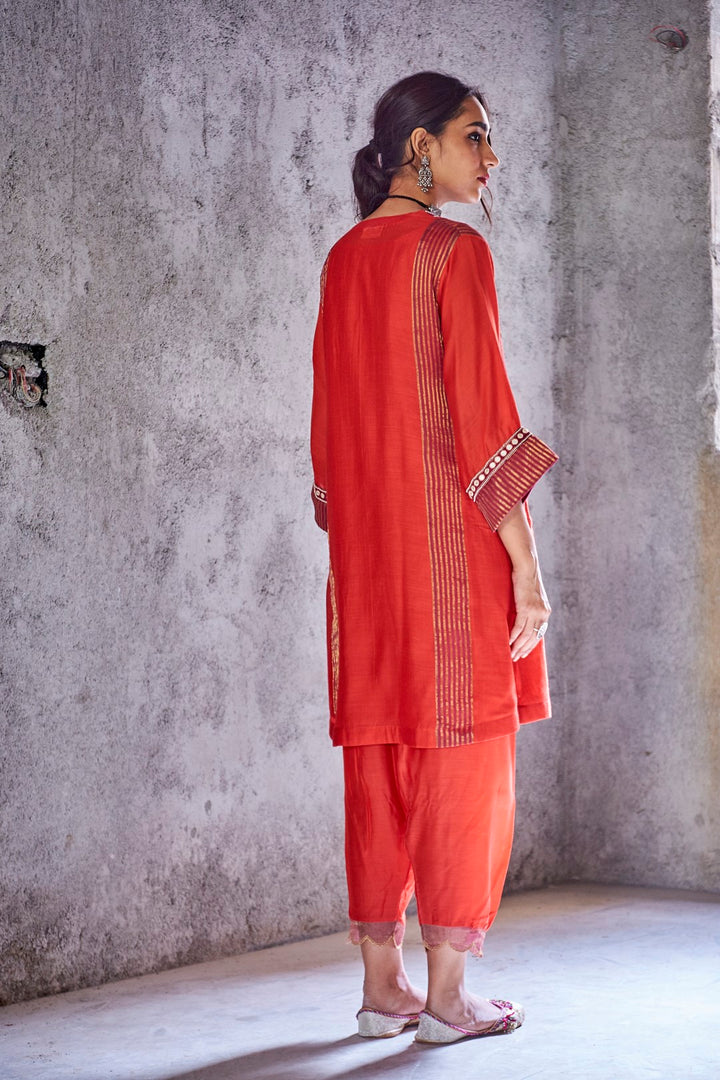 LAXMI-RED HANDWOVEN ZARI STRIPE CHANDERI EMBROIDERED KURTA SET