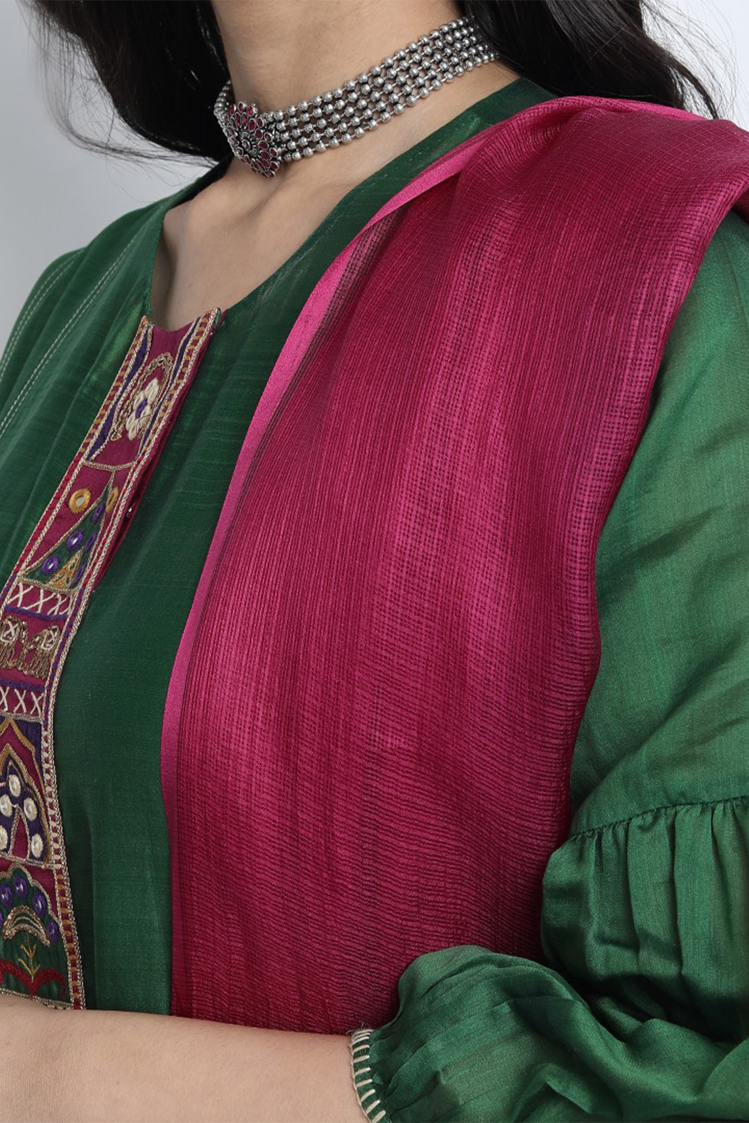 EMERALD GREEN SILK CHANDERI EMBROIDERED RUKMANI KURTA WITH PANT AND DUPATTA