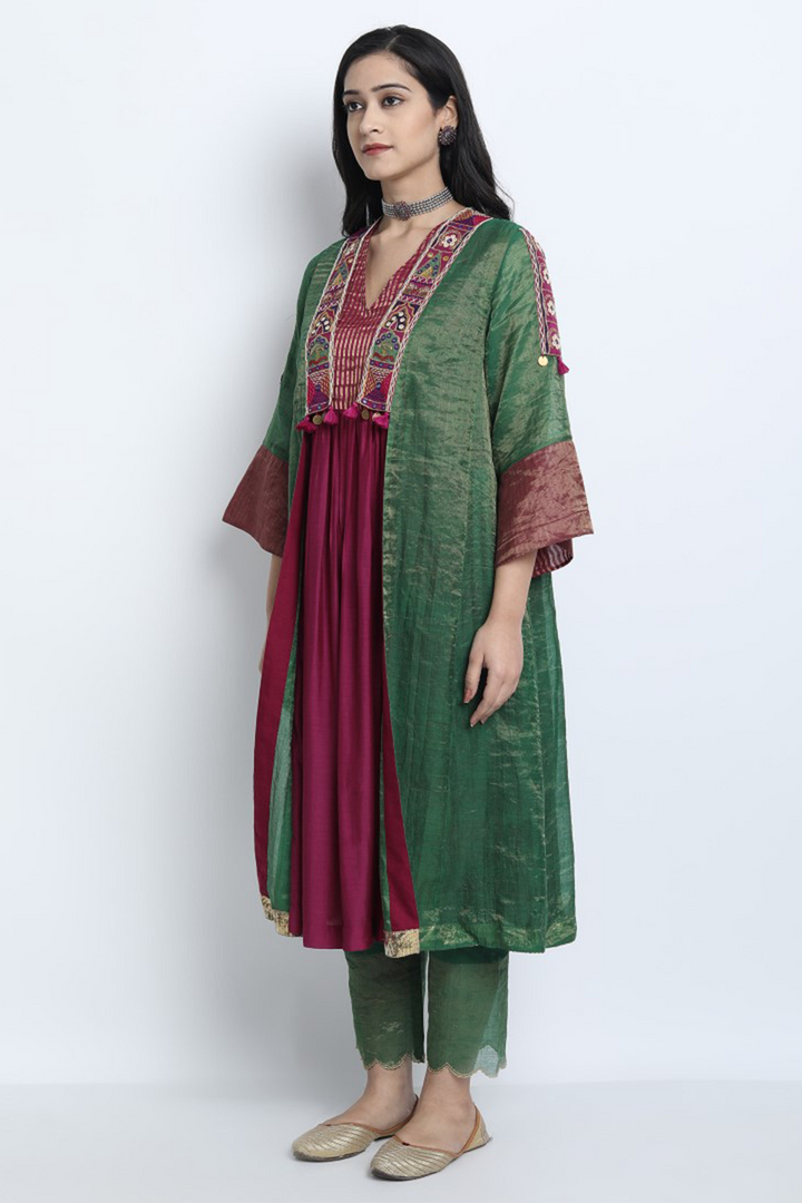 PADMAVAT-EMERALD GREEN CHANDERI EMBROIDERED JACKET SET