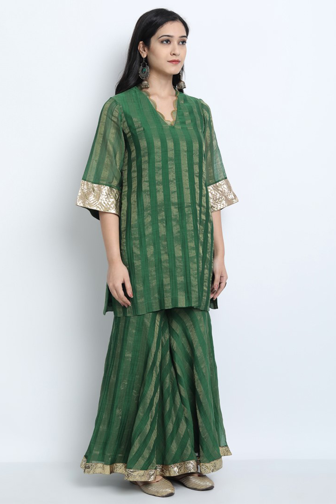 MEERA-EMERALD GREEN ZARI STRIPE CHANDERI SHORT KURTA SET