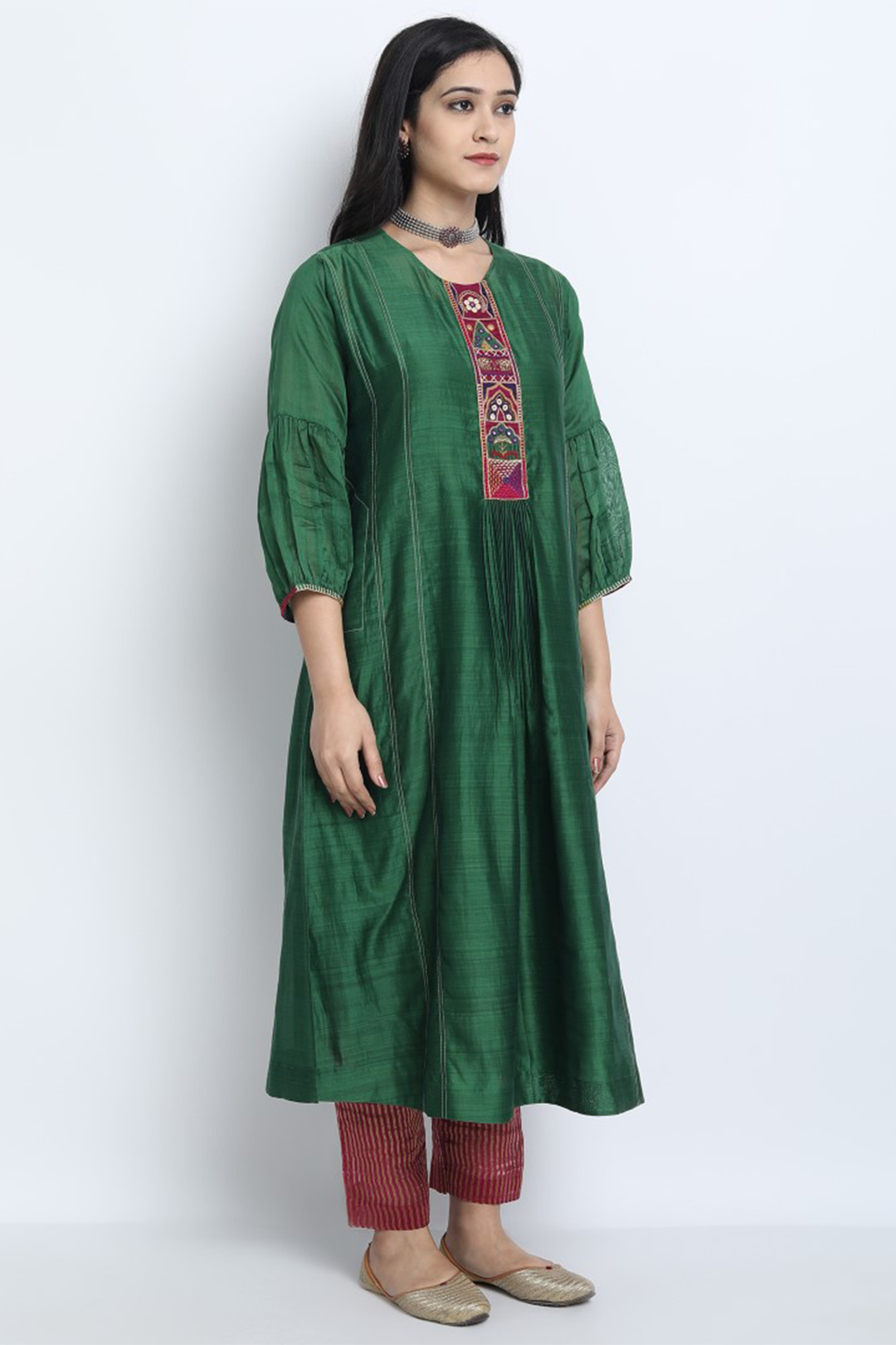 EMERALD GREEN SILK CHANDERI EMBROIDERED RUKMANI KURTA WITH PANT AND DUPATTA