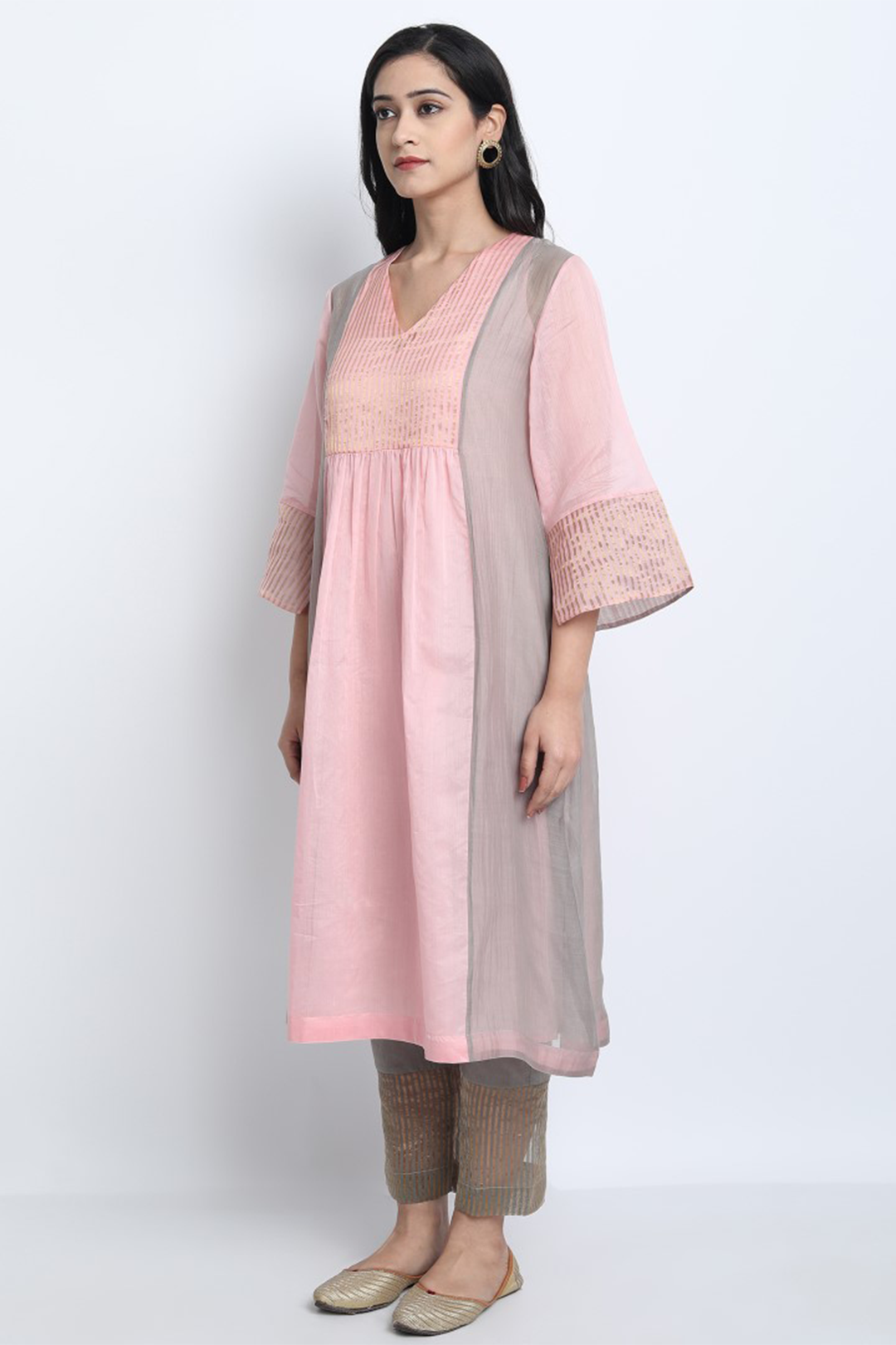 BABY PINK AND GREY SILK CHANDERI UMA KURTA WITH PANT AND DUPATTA